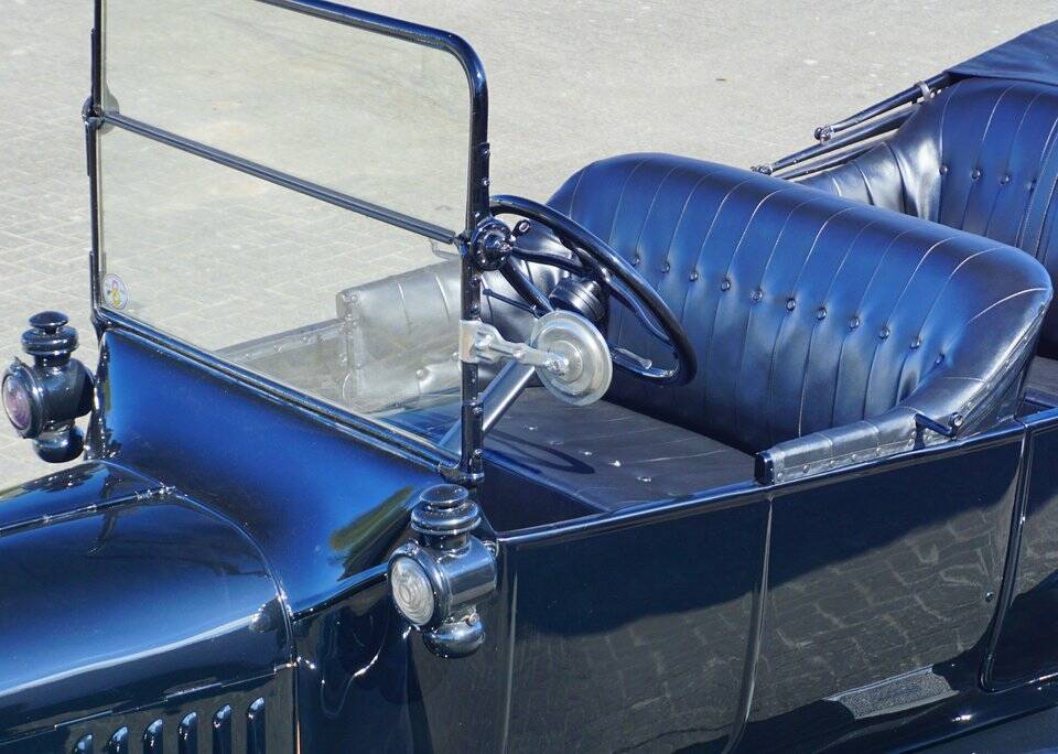 Bild 5/8 von Ford Modell T Touring (1926)