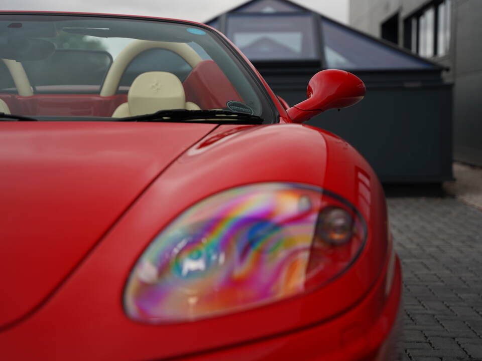 Image 30/50 of Ferrari 360 Spider (2004)