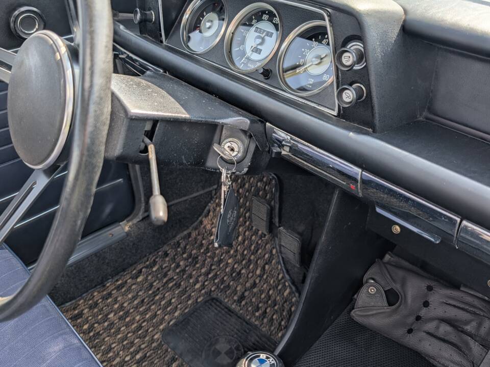 Image 26/41 of BMW 2002 (1968)