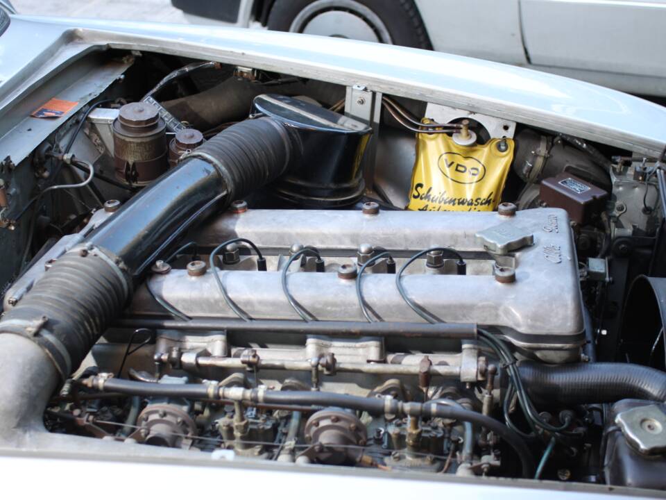 Bild 27/30 von Alfa Romeo 2600 Sprint (1965)