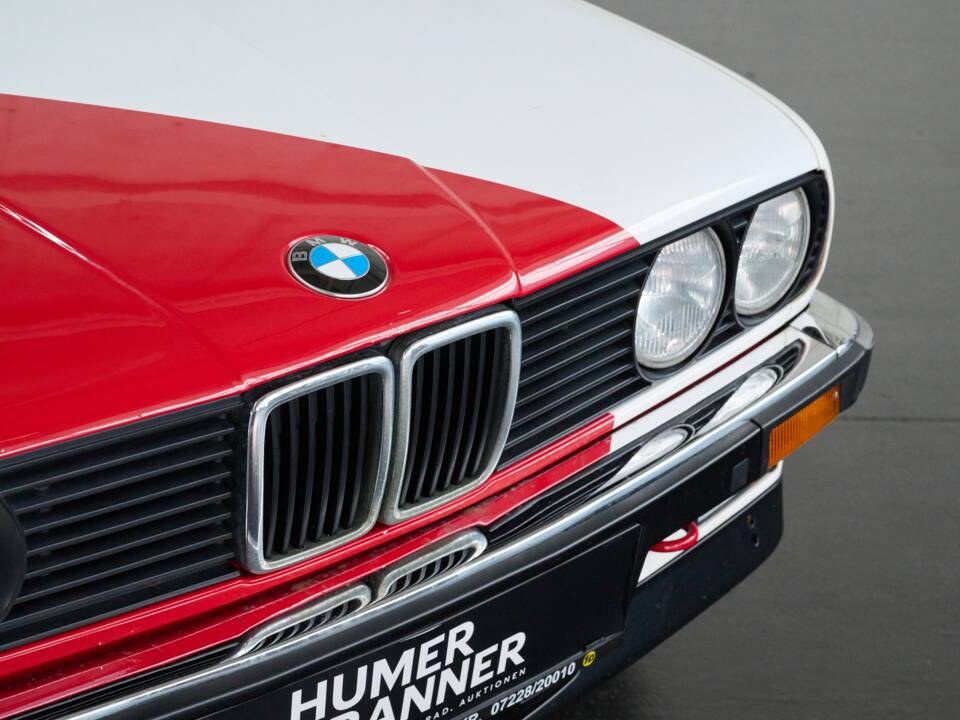 Bild 22/50 von BMW 325i (1986)