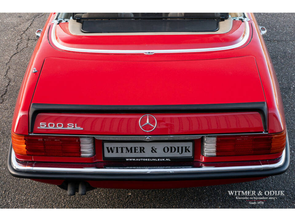 Immagine 21/28 di Mercedes-Benz 500 SL (1984)