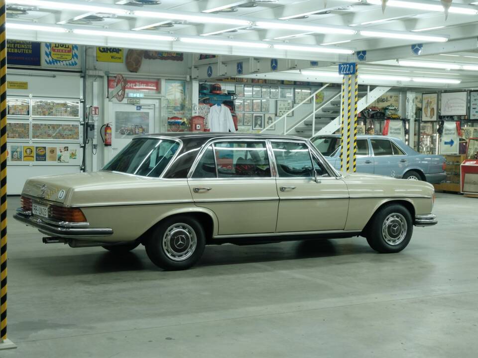 Bild 15/50 von Mercedes-Benz 300 SEL 6.3 (1968)