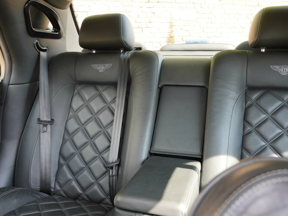 Image 31/50 of Bentley Arnage T (2007)