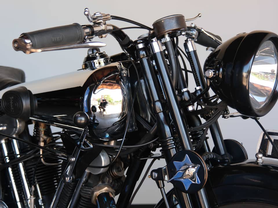 Image 35/99 of Brough-Superior SS 100 (1933)