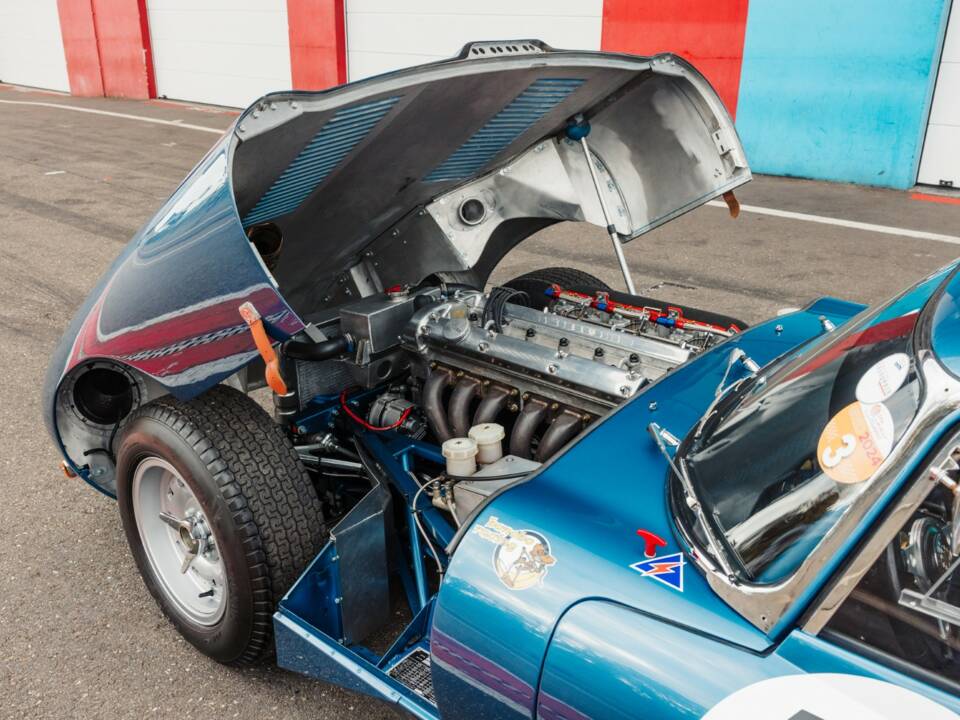 Bild 16/20 von Jaguar E-Type "Semi-Lightweight" (1963)