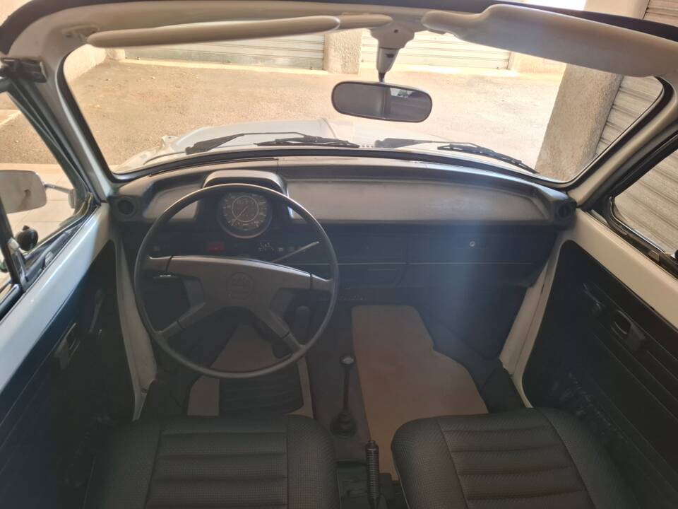 Bild 6/9 von Volkswagen Käfer 1303 (1976)