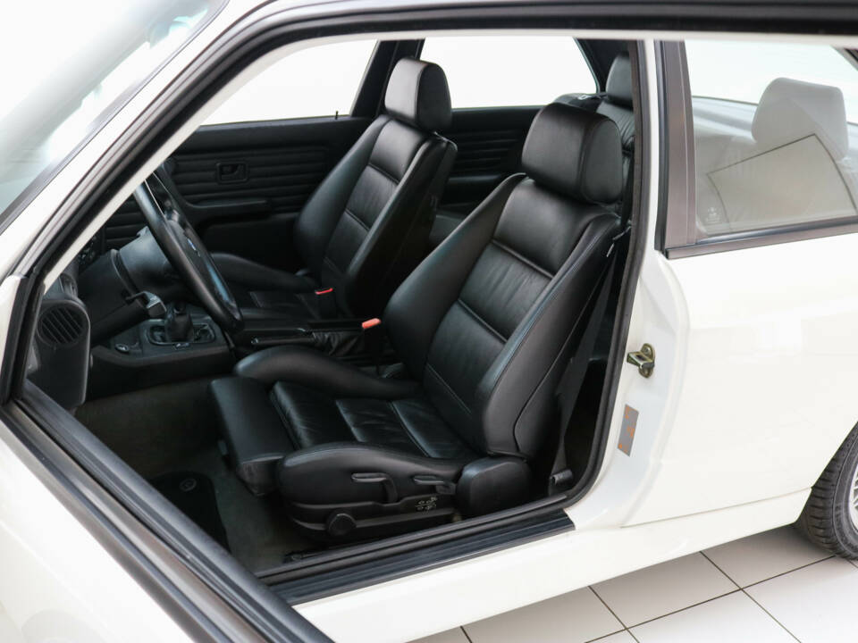 Bild 8/21 von BMW M3 (1990)
