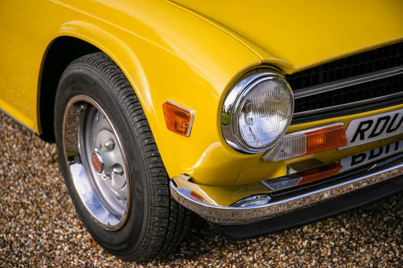 Bild 25/37 von Triumph TR 6 (1974)