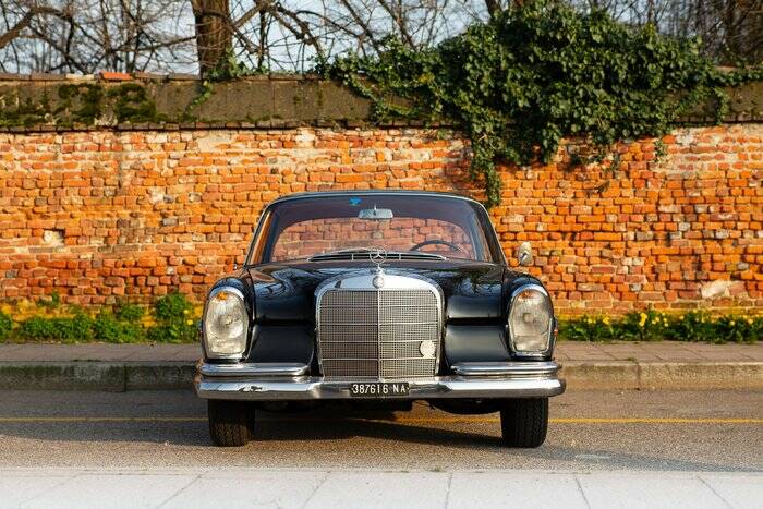 Immagine 3/7 di Mercedes-Benz 300 SE (1966)