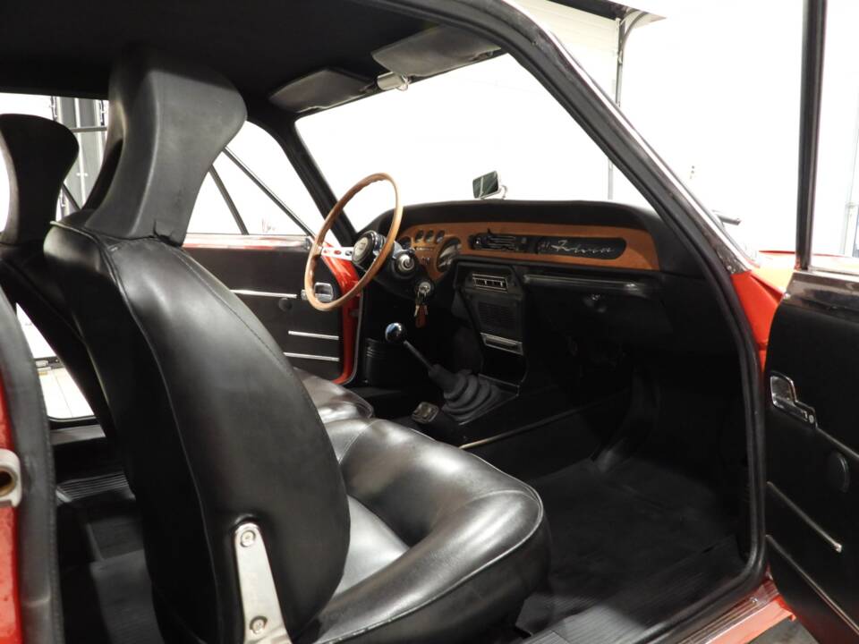 Image 8/15 of Lancia Fulvia Sport 1.6 (Zagato) (1972)