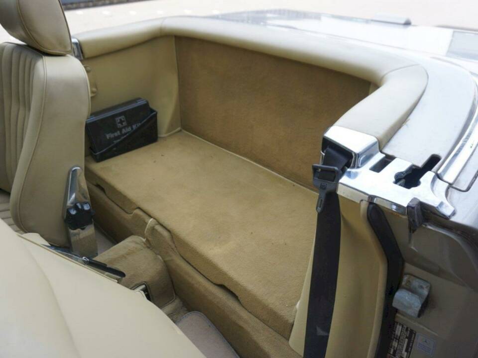 Bild 23/36 von Mercedes-Benz 560 SL (1989)