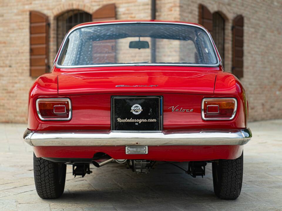 Bild 8/50 von Alfa Romeo Giulia 1600 Sprint GT Veloce (1967)