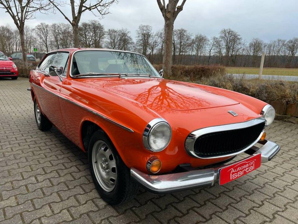 Image 5/20 of Volvo 1800 ES (1973)