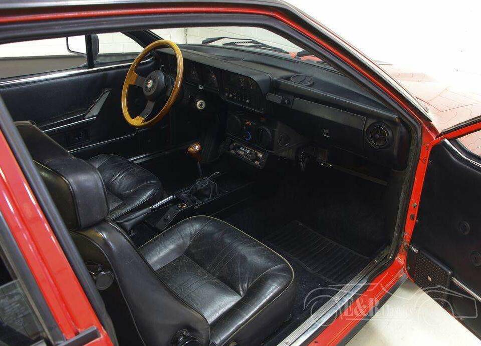 Bild 9/15 von Alfa Romeo GTV 6 2.5 (1981)