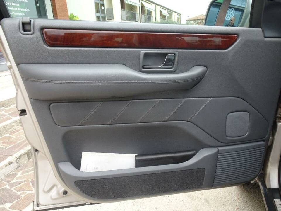 Image 34/42 of Land Rover Range Rover 2.5 DSE (2000)