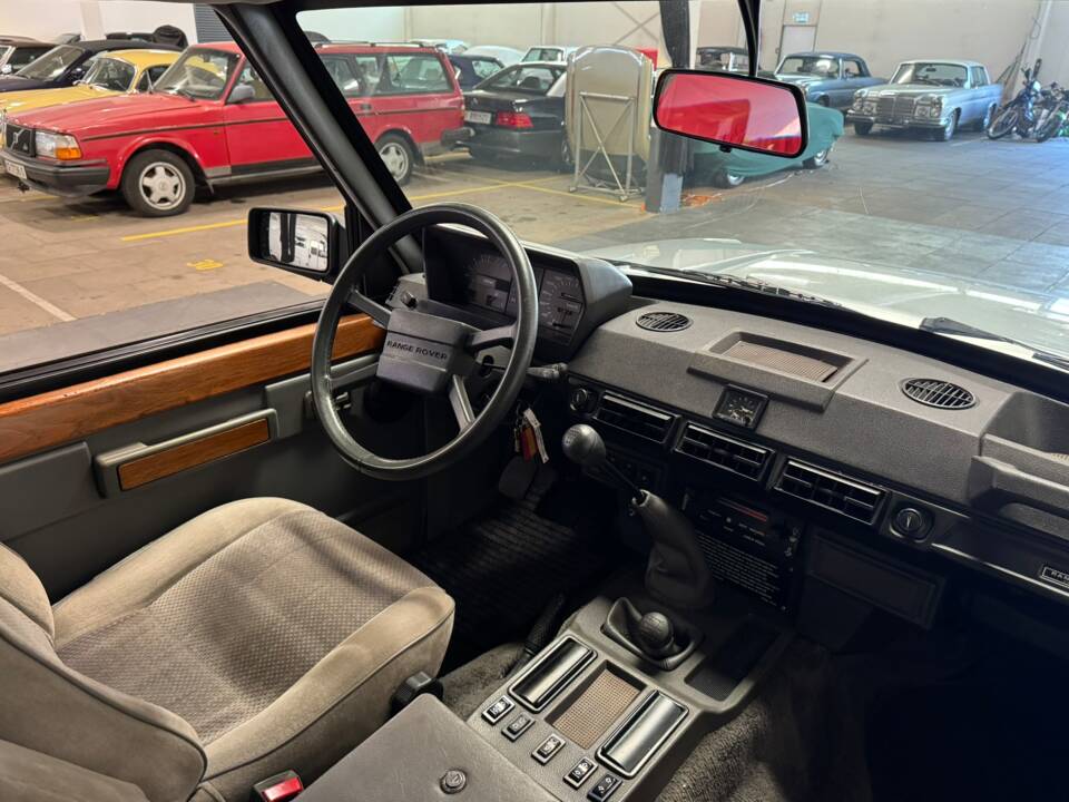 Bild 12/22 von Land Rover Range Rover Classic (1984)