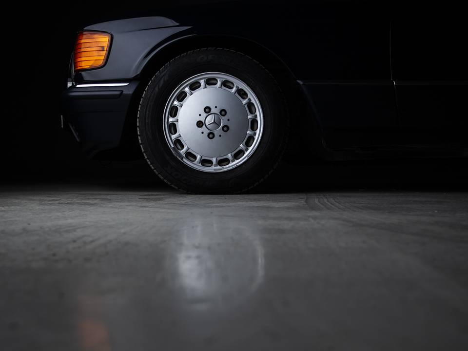 Imagen 30/34 de Mercedes-Benz 500 SEC (1984)