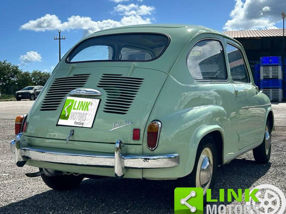 Immagine 6/10 di FIAT 600 (1958)