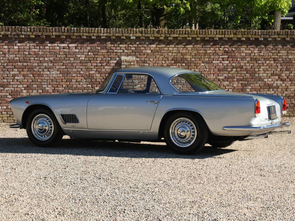 Bild 45/50 von Maserati 3500 GT Touring (1961)