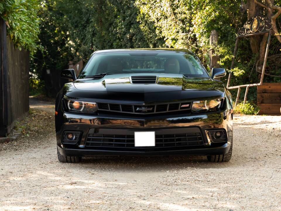 Image 6/33 de Chevrolet Camaro (2015)