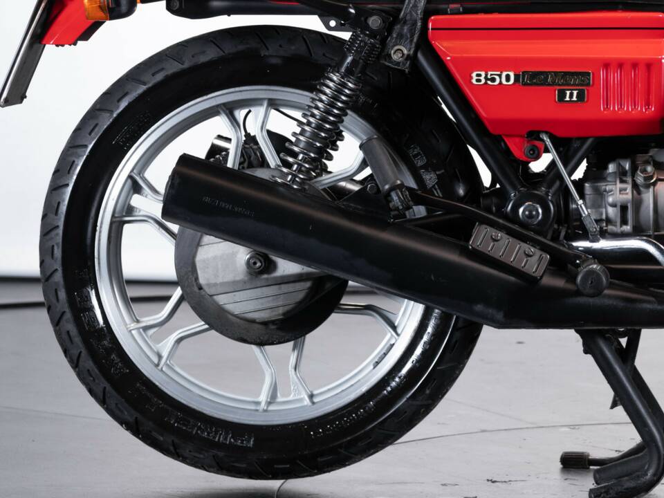 Bild 47/50 von Moto Guzzi DUMMY (1980)