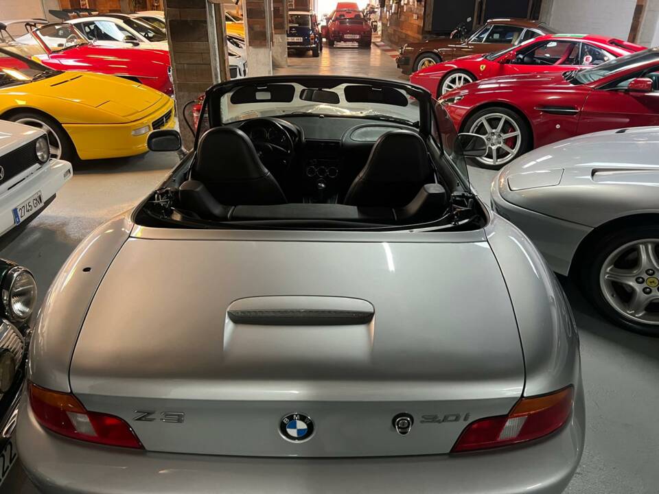 Bild 28/50 von BMW Z3 Coupé 3.0 (2001)