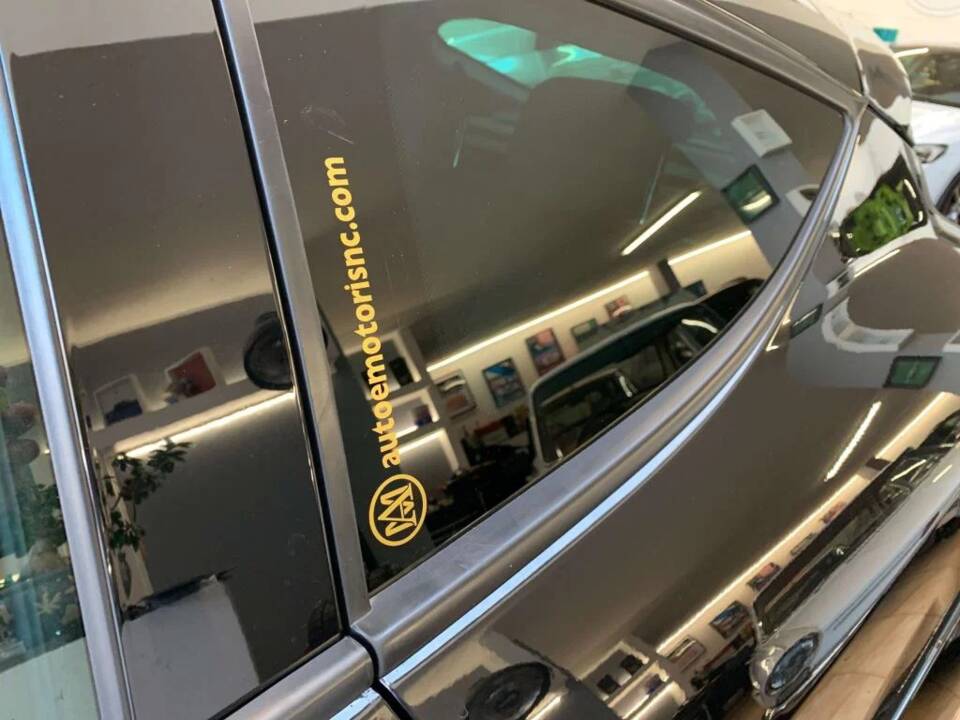 Immagine 26/43 di Renault Mégane RS (2011)