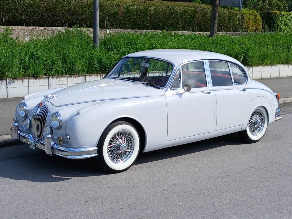 Bild 2/35 von Jaguar Mk II 3.4 (1962)