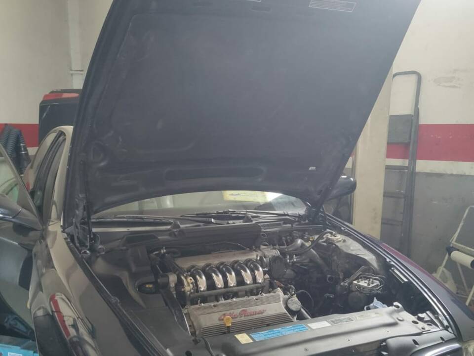 Image 44/50 de Alfa Romeo 166 2.5i V6 24V (2001)