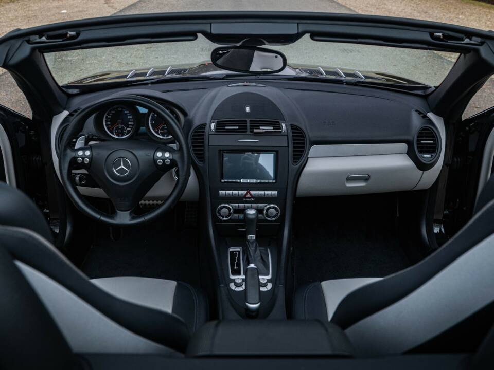 Immagine 22/38 di Mercedes-Benz SLK 55 AMG (2007)