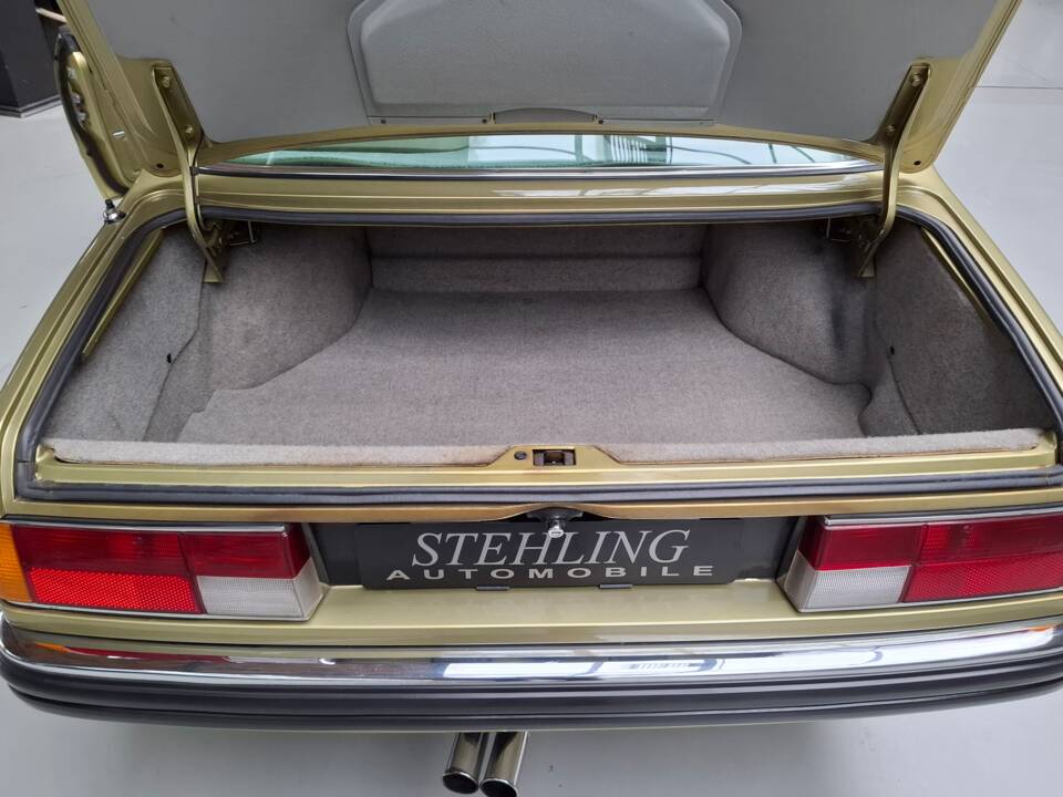 Bild 8/30 von BMW 635 CSi (1980)