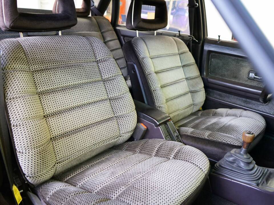 Immagine 22/39 di Audi 200 5T (1982)
