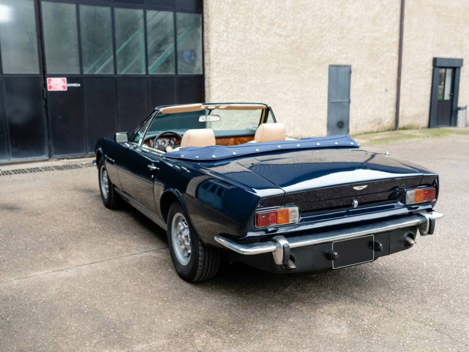 Bild 17/50 von Aston Martin V8 Volante (1979)
