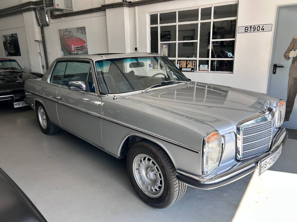Image 4/61 of Mercedes-Benz 280 CE (1974)