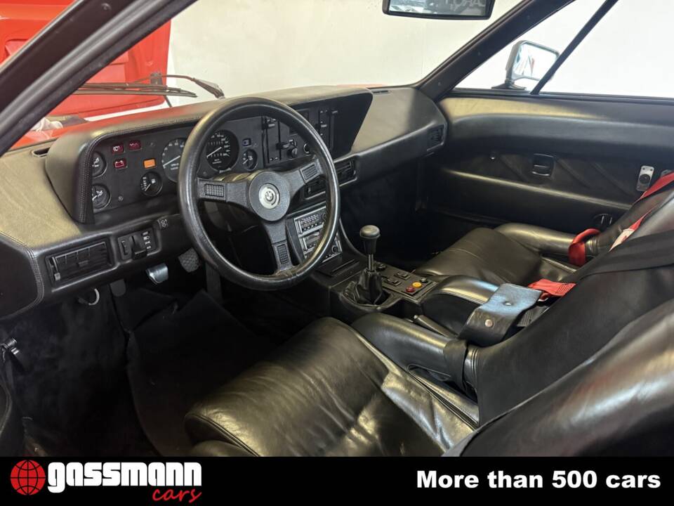 Image 8/15 of BMW M1 (1981)