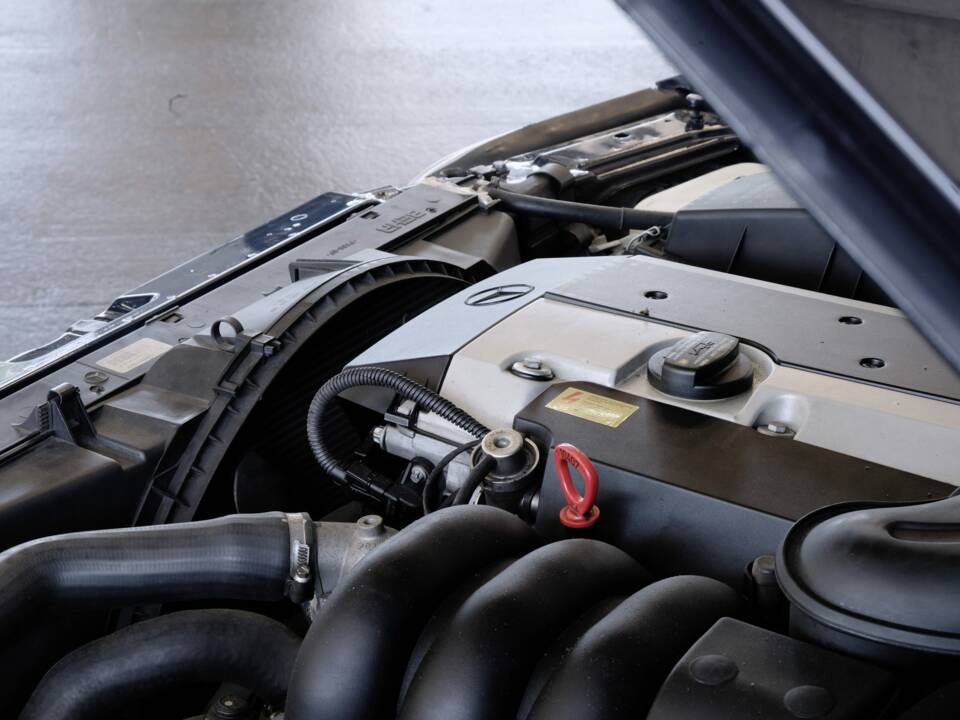 Image 32/46 of Mercedes-Benz SL 320 (1998)
