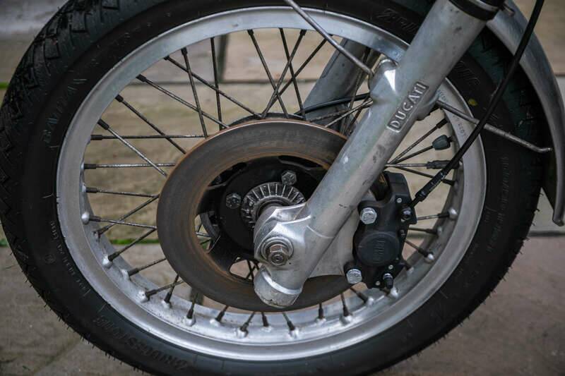 Immagine 11/27 di Ducati 750 GT (1975)