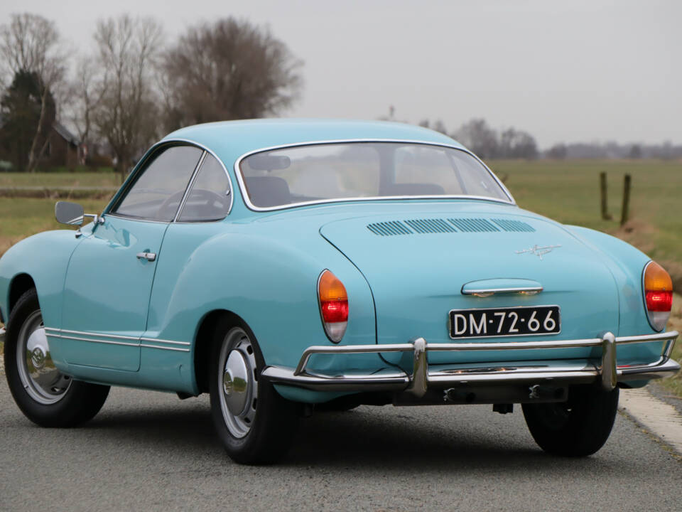 Image 36/50 of Volkswagen Karmann Ghia 1600 (1970)