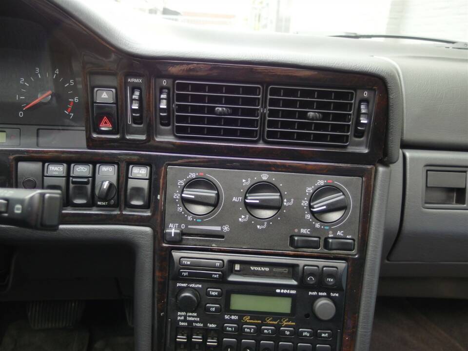 Image 20/50 de Volvo 850 T-5R (1995)