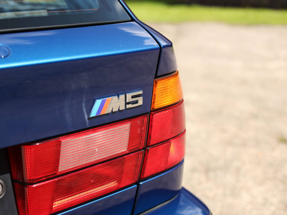 Afbeelding 46/64 van BMW M5 Touring (1992)