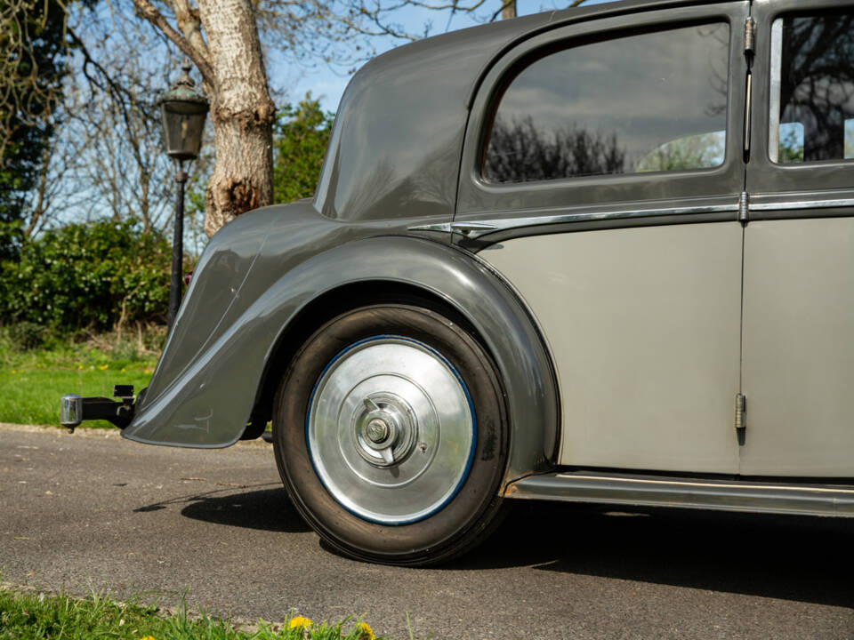 Image 26/44 of Alvis 4.3 Liter Saloon (1938)