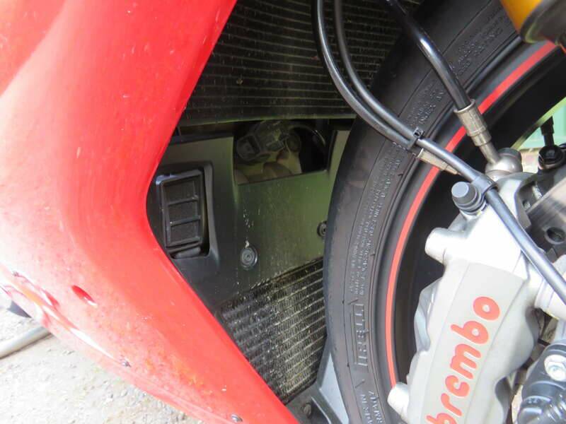 Immagine 36/46 di Ducati DUMMY (2012)