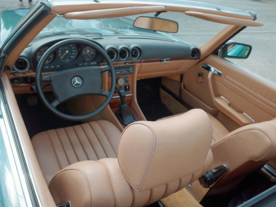 Image 7/15 of Mercedes-Benz 280 SL (1983)