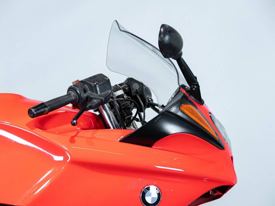 Immagine 43/50 di BMW DUMMY (2000)