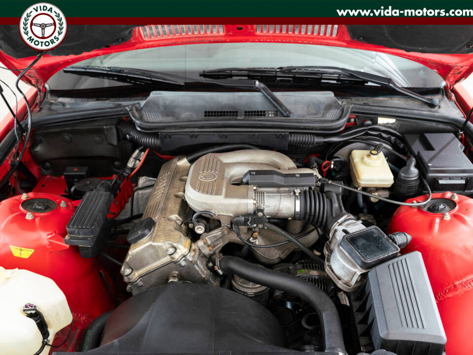 Immagine 17/20 di BMW 318i (1994)
