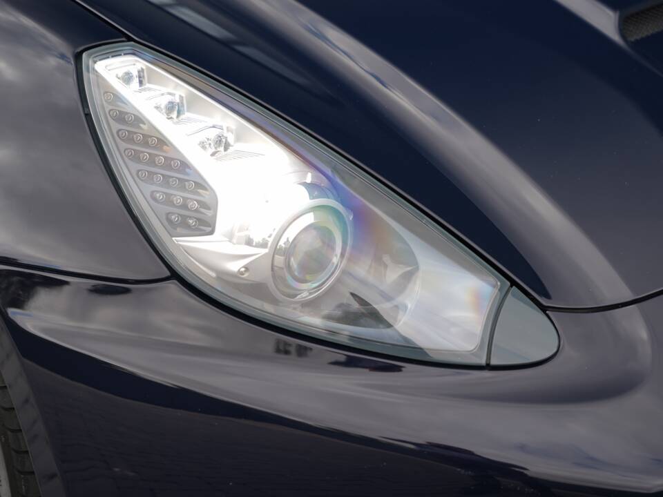 Image 33/50 de Ferrari California (2012)