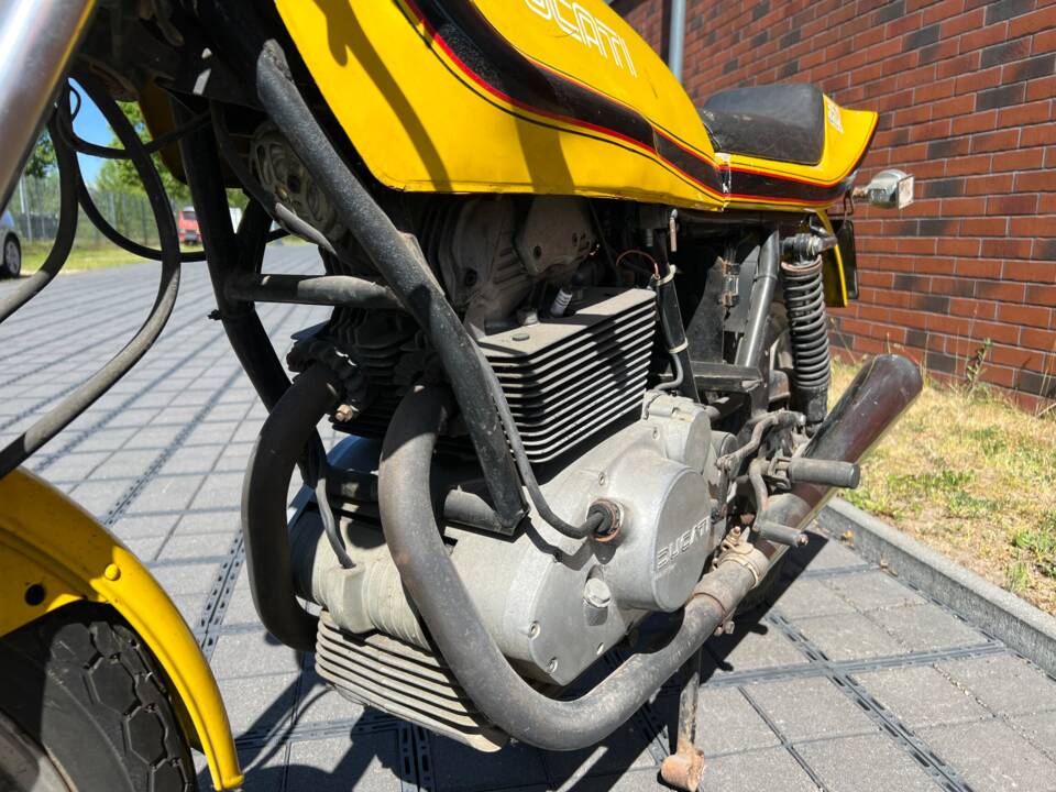 Bild 8/18 von Ducati DUMMY (1977)