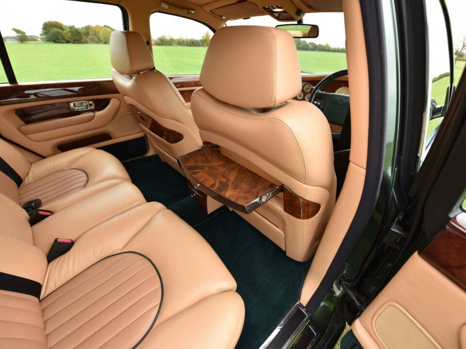 Immagine 44/50 di Bentley Arnage Green Label (1998)