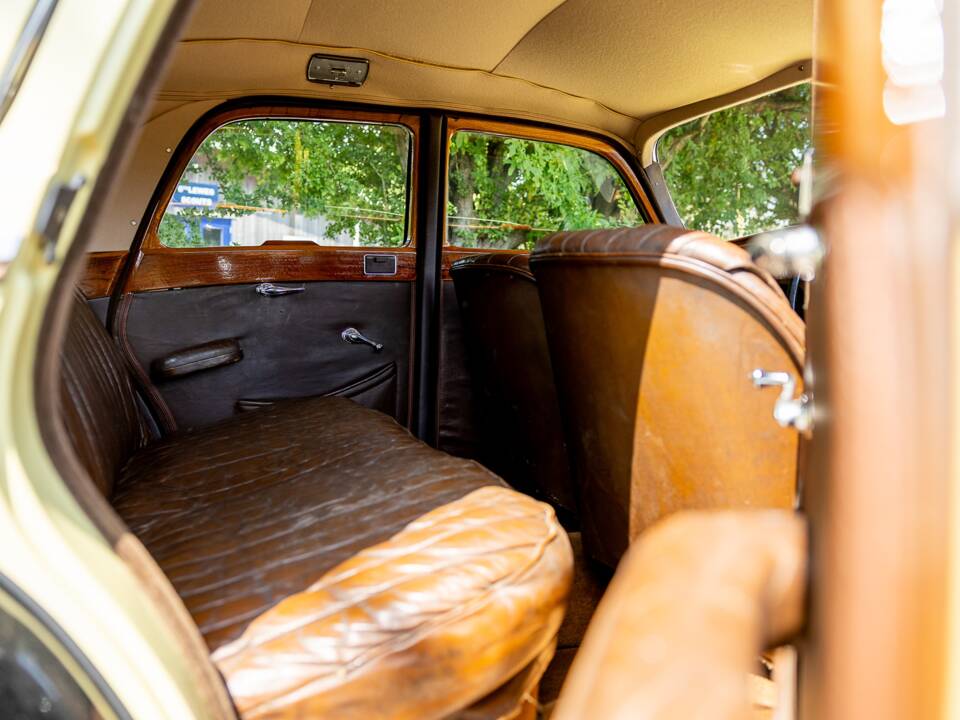 Image 33/47 of Riley 1.5 Litre RMA (1949)